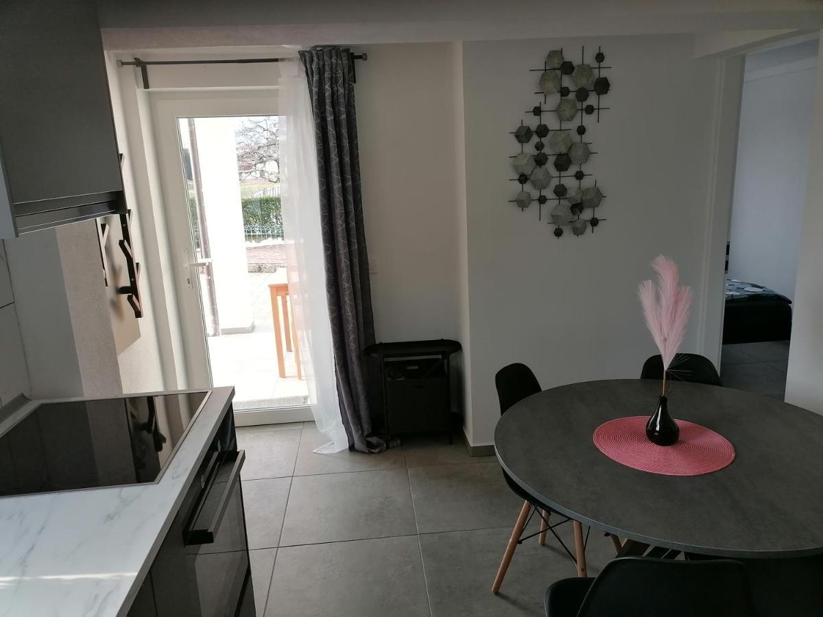 Apartma Pr Urarj Kobarid Exteriér fotografie